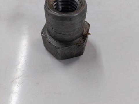 MTZ szelepfedél csavar