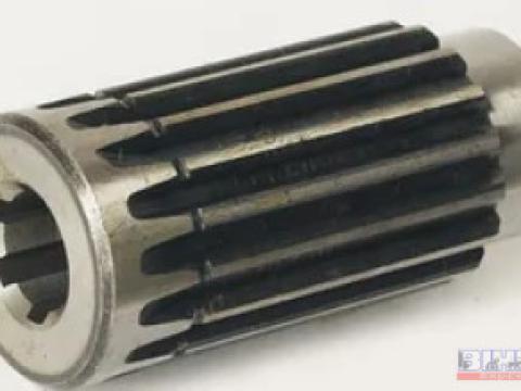 MTZ tengely (hidraulika tartály) MTZ tengely (hidraulika tartály)