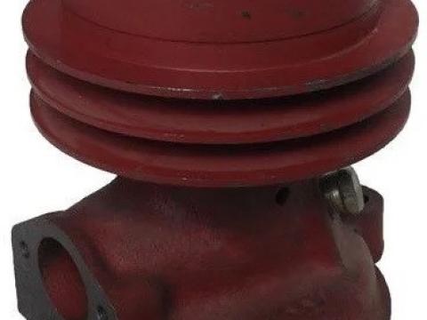 MTZ vízszivattyú 1025 / 2 ékszíjtárcsás / MTZ vízszivattyú 1025 / 2 ékszíjtárcsás /