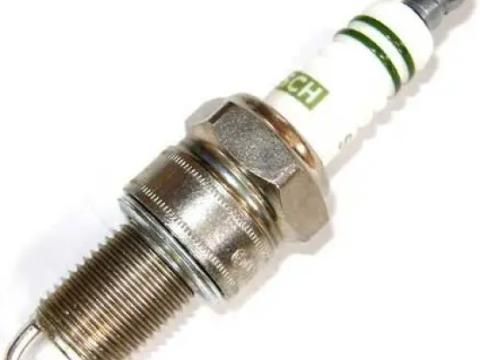 Gyújtógyertya FR7DC BOSCH Gyújtógyertya FR7DC BOSCH