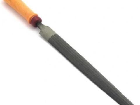 Reszelő félgömb 100 mm fa nyelű Reszelő félgömb 100 mm fa nyelű