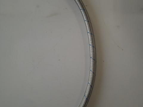 MTZ üzemanyagcső rövid (fémhálós) 460 mm