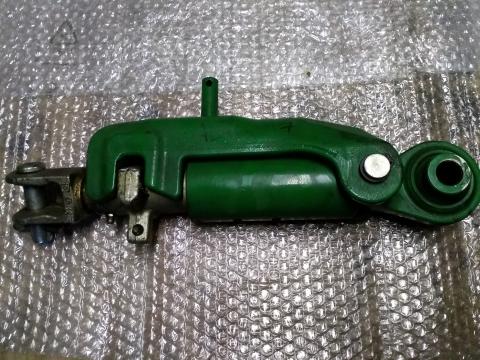 John Deere automata stabilizátor 5M AL202597 John Deere automata stabilizátor 5M AL202597