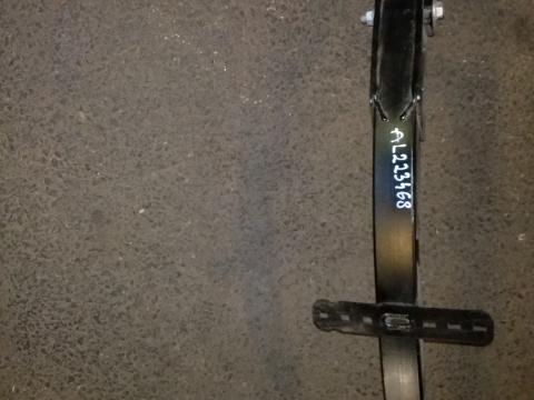 John Deere sárvédő tartó ív AL223468 John Deere sárvédő tartó ív AL223468