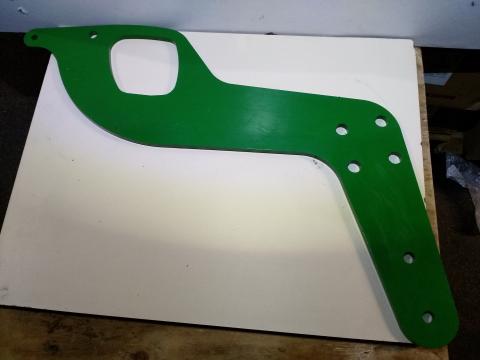 John Deere oldal konzol CC113336 John Deere oldal konzol CC113336