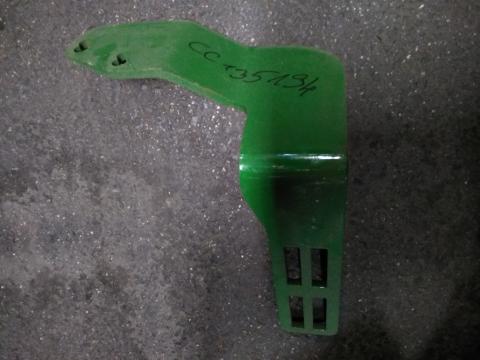 John Deere szersz.láda tartó homlokr.CC135194 John Deere szersz.láda tartó homlokr.CC135194