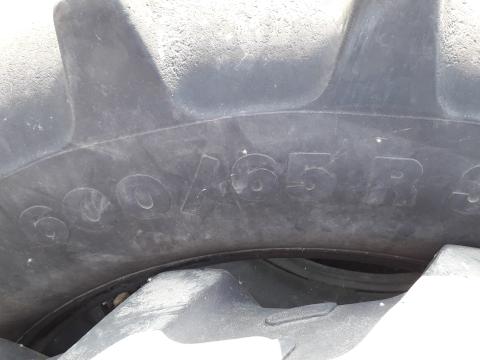 Köpeny 600/65R34 Vredestein Traxion 151A8 25%  Köpeny 600/65R34 Vredestein Traxion 151A8 25%