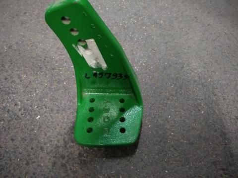 John Deere tartó L157935 John Deere tartó L157935