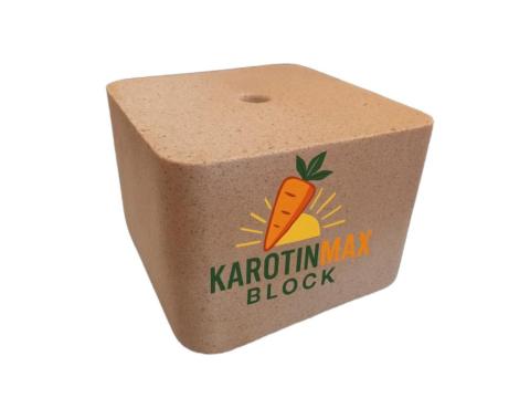 Karotinos, szelénes nyalósó vitaminokkal 8kg Karotinos, szelénes nyalósó vitaminokkal 8kg