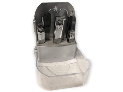 Manikűr készlet 8 db-os műanyag dobozban