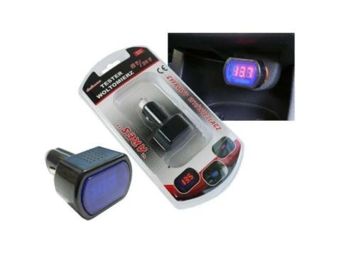 Szivargyújtós feszültségmérő