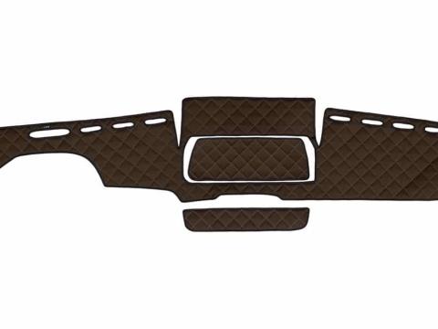 Műszerfal műbőr steppelt borítás - MAN TGX Műszerfal műbőr steppelt borítás - MAN TGX