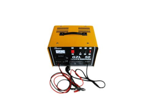 Autó akkumulátor töltő 30/20A