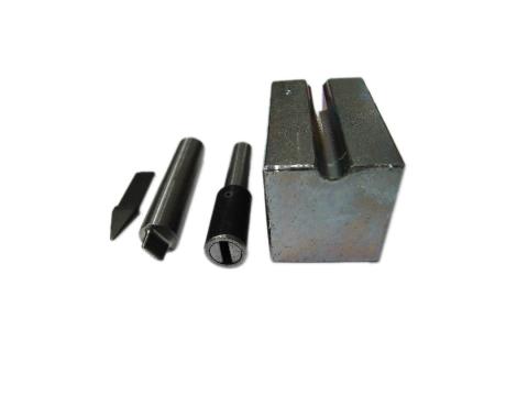 Vámzárvég készítő szerszám