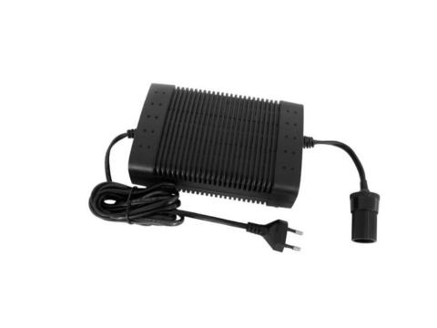 Áramátalakító 220V-ról 12V-ra 5A