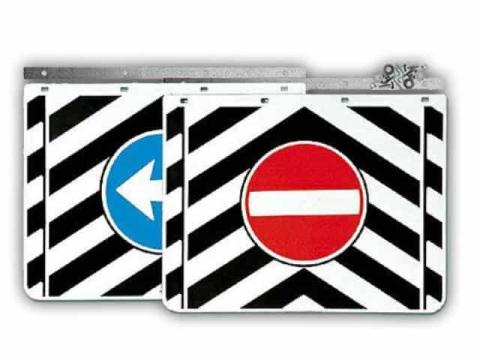 Sárfogó gumi jelzésekkel