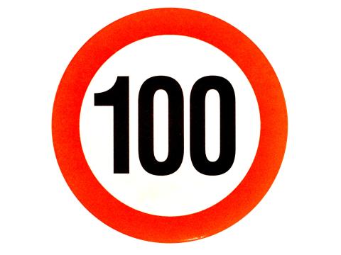 Fényvisszaverő sebességkorlátozó matrica - 19cm