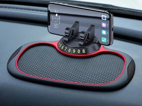 Csúszásgátló műszerfalra telefontartóval