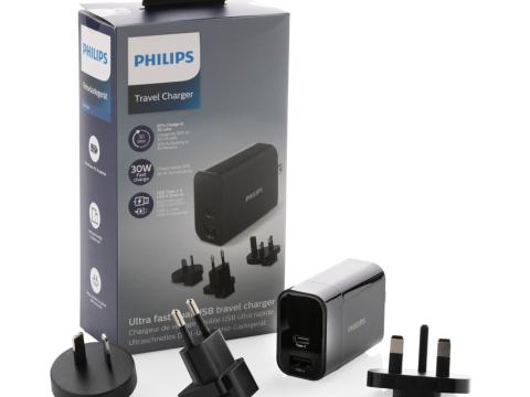 Utazó adapter gyorstöltő