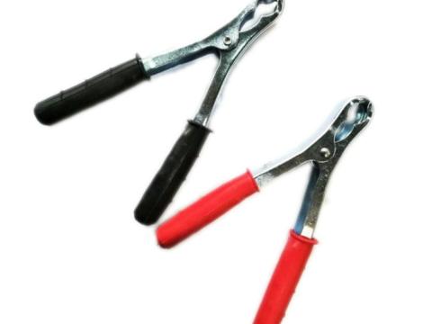 Akkumulátor csipesz 40–500A 1db (darabáras) Akkumulátor csipesz 40–500A 1db (darabáras)