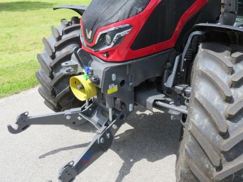 Valtra (Valmet) front hidraulika és TLT Valtra (Valmet) front hidraulika és TLT