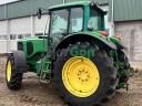 John Deere 6820 TLS traktor