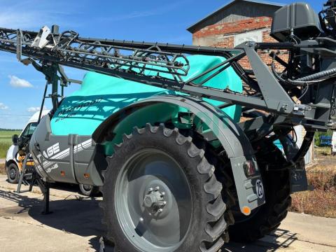 Berthoud Vantage 4300/30 vontatott permetező