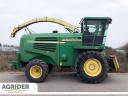 John Deere 7200