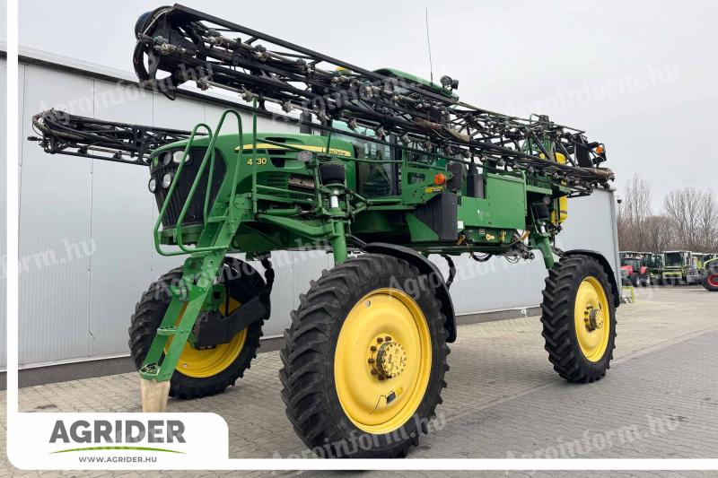 John Deere 4730