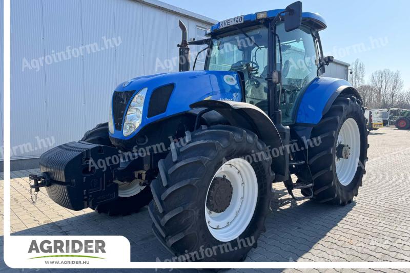 New Holland T 7060