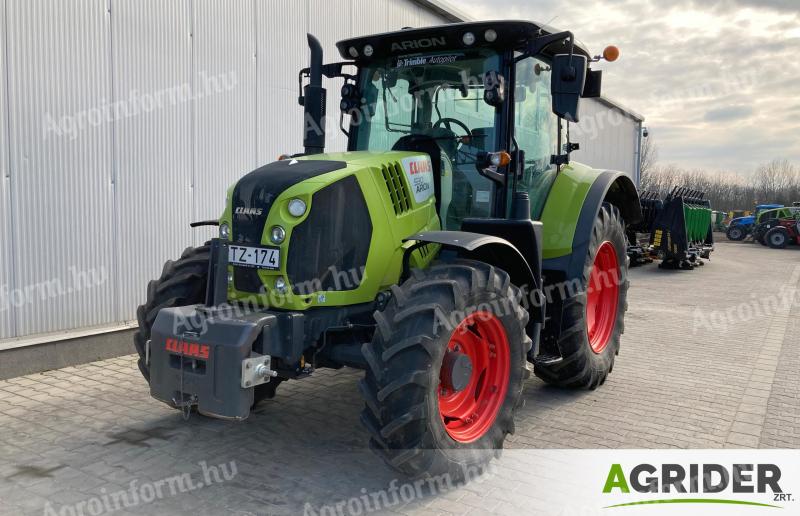 Claas Arion 530