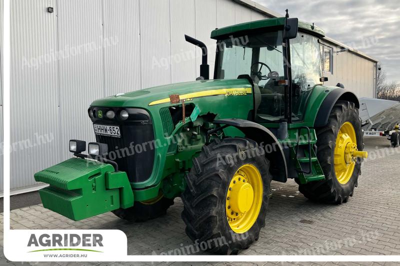 John Deere 8120