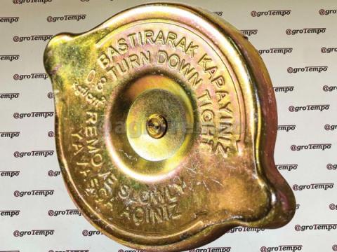 AL56759 John Deere Tanksapka AL56759 John Deere Tanksapka