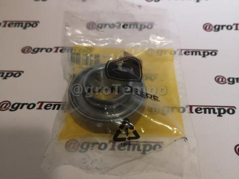 JD8665 John Deere Golyóscsapágy