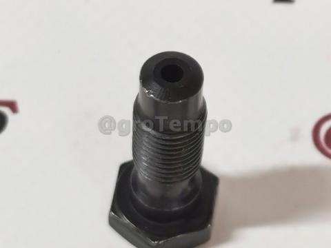 R26726 John Deere Üreges csavar R26726 John Deere Üreges csavar