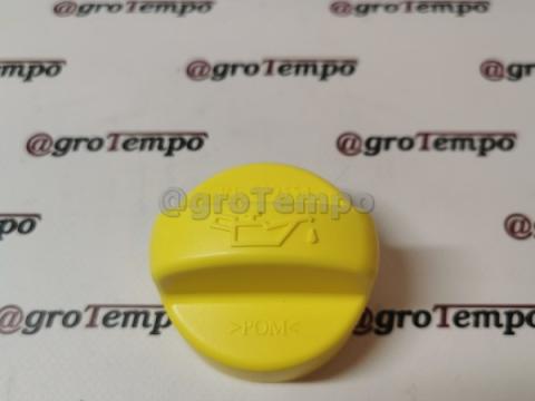 RE529554 John Deere Tanksapka olajbetöltő (tömítéssel)