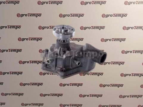 RE67092 John Deere Vízszivattyú