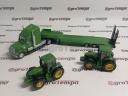 S01837 SIKU Mélyrakterű kocsi 2 John Deere traktorral