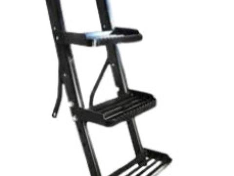 1522-8405005 MTZ fellépő bal (1523) 1522-8405005 MTZ fellépő bal (1523)