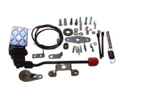 320-1108000 MTZ gázkar gázpedál kpl. mtz320 320-1108000 MTZ gázkar gázpedál kpl. mtz320