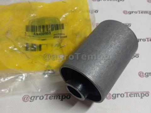 AN400953 John Deere Hátsómotor rögzítő szigetelő AN400953 John Deere Hátsómotor rögzítő szigetelő