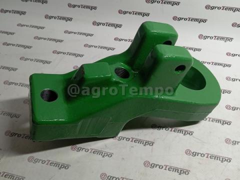 R110306 John Deere Vonórúd heveder Kat 4