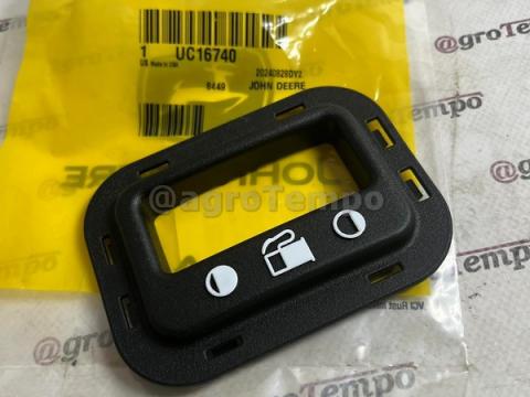 UC16740 John Deere Üzemanyagtartály előlap UC16740 John Deere Üzemanyagtartály előlap