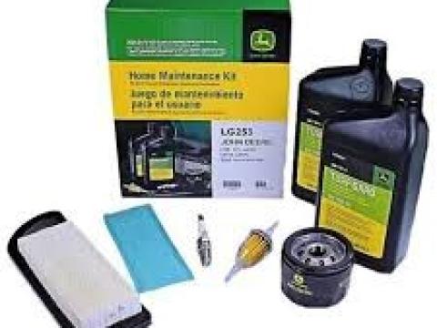 AUC17075 John Deere Karbantartó készlet AUC17075 John Deere Karbantartó készlet