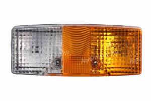 2BE003184051 Hella Villogó szélességjelző lámpa bal oldal, csavaros rögzítés, téglalap, R5W/P21W, 12 V, IP5K9K