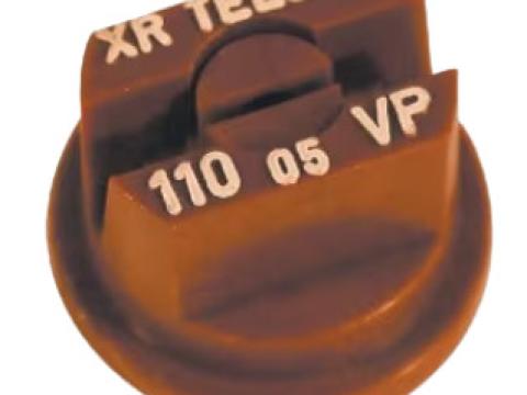 XR11005VP TeeJet Lap.szór.fúv XR 110° barna műa