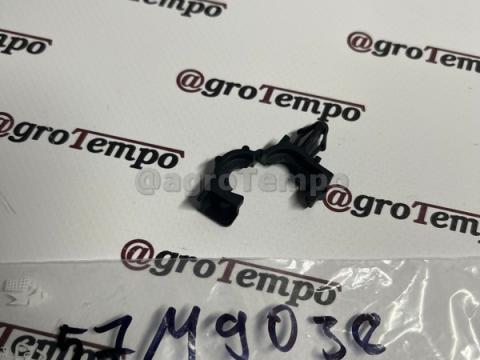 57M9038 John Deere Fekete elektromos csatlakozó 57M9038 John Deere Fekete elektromos csatlakozó