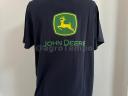MCS300200186 John Deere Póló XL, XXL - sötétkék színű