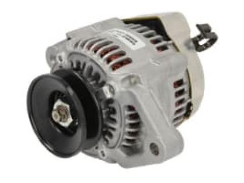 DAN2018 DENSO generátor (14V, 45A)