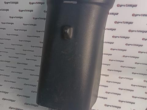 GX23059 John Deere Felső fedélzeti csúszda GX23059 John Deere Felső fedélzeti csúszda